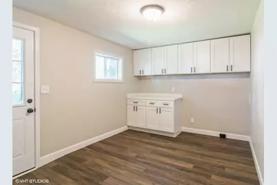 823 S Walnut Street, Bucyrus, OH 44820 - Photo 12