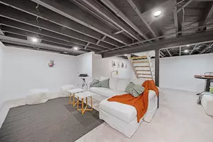 340 Canyon Dr S, Columbus, OH 43214 - Photo 42