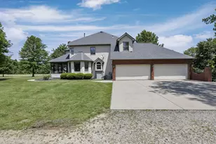 7922 Hazelton-Etna Rd SW, Pataskala, OH 43062 - Photo 4