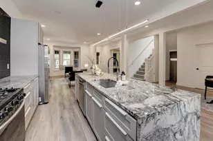 39 Auburn Ave, Columbus, OH 43205 - Photo 10