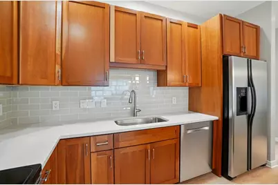 250 Daniel Burnham Square #304, Columbus, OH 43215 - Photo 10