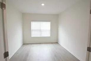 477 Helena Dr, Plain City, OH 43064 - Photo 8