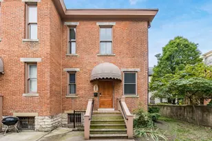 390 E Town St, Columbus, OH 43215 - Photo 2