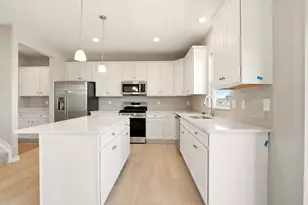 1749 Stinson Way, Delaware, OH 43015 - Photo 14