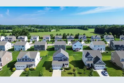 225 Messenger Way, Lewis Center, OH 43035 - Photo 2