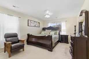 3856 Crestfield Dr, Groveport, OH 43125 - Photo 4