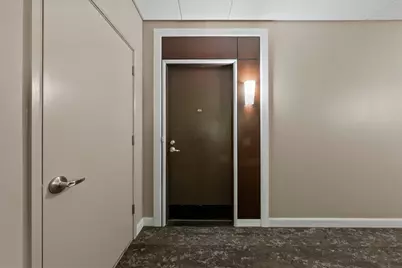 300 W Spring Street #404, Columbus, OH 43215 - Photo 2