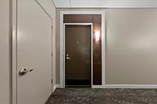 300 W Spring St, Columbus, OH 43215 - Photo 2