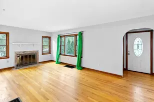 206 Lintner St, Columbus, OH 43230 - Photo 2