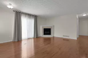 4686 Parrau Dr, Columbus, OH 43228 - Photo 2