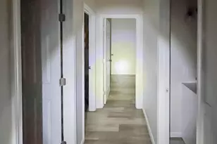 1048 S James Rd, Columbus, OH 43227 - Photo 10