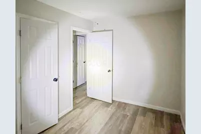 1048 S James Road, Columbus, OH 43227 - Photo 16