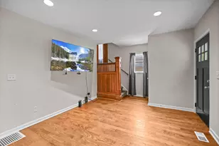 1940 8th St SW, Akron, OH 44314 - Photo 6