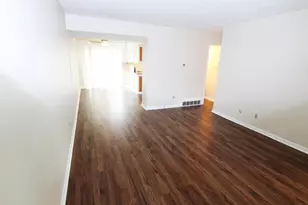 4829 Dierker Rd, Upper Arlington, OH 43220 - Photo 2