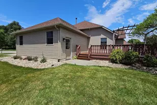 275 Brentwood St, Bucyrus, OH 44820 - Photo 14