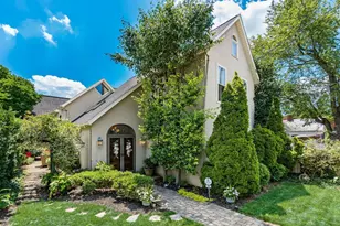 161 Jackson St, Columbus, OH 43206 - Photo 2