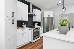 994 Harrison Ave, Columbus, OH 43201 - Photo 10