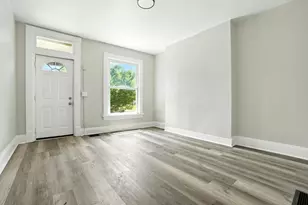 538 W Town St, Columbus, OH 43215 - Photo 2