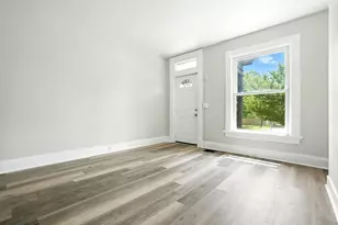 538 W Town St, Columbus, OH 43215 - Photo 4