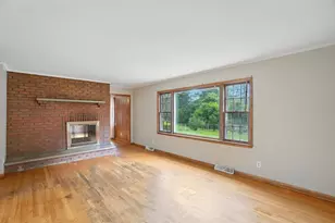 899 Meadowview Dr, Columbus, OH 43224 - Photo 12