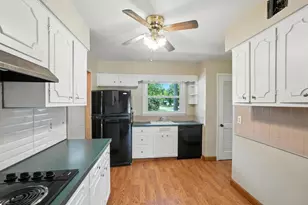 899 Meadowview Dr, Columbus, OH 43224 - Photo 18