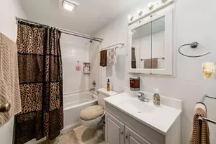 2197 Bayfield Dr, Columbus, OH 43229 - Photo 10