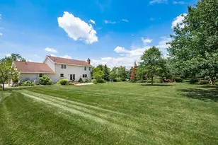 7941 Steitz Rd, Powell, OH 43065 - Photo 2