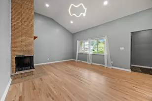 1677 Kenview Rd, Columbus, OH 43209 - Photo 10