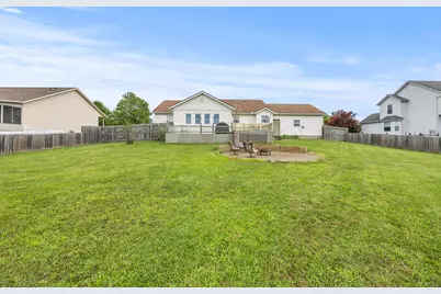 180 Jefferson Ridge Drive, Pataskala, OH 43062 - Photo 6