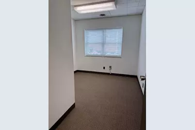 111 W Wheeling Street #202, Lancaster, OH 43130 - Photo 4