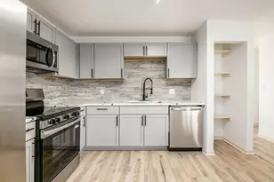 3735 Christie Rd W, Columbus, OH 43207 - Photo 16