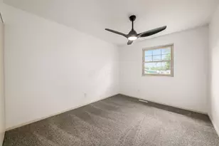 3735 Christie Rd W, Columbus, OH 43207 - Photo 22