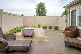 1253 Paddock Loop, Washington Court House, OH 43160 - Photo 6