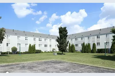 858 Kinnear Road, Columbus, OH 43212 - Photo 2