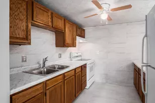 2621 Ipswick Cir, Columbus, OH 43224 - Photo 12