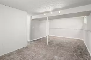 2621 Ipswick Cir, Columbus, OH 43224 - Photo 24