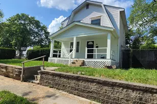 982 E 16th Ave, Columbus, OH 43211 - Photo 2