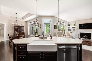 10411 Spicebrush Dr, Plain City, OH 43064 - Photo 8