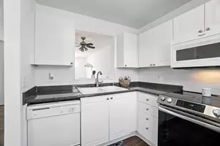 758 Parkgrove Way, Lewis Center, OH 43035 - Photo 14