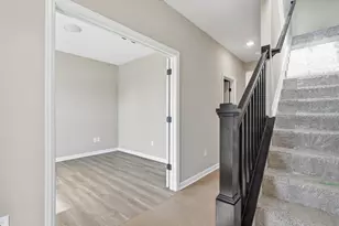 198 Silver Pne Ln, Lewis Center, OH 43035 - Photo 4