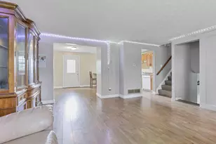 8055 Eliot Dr, Reynoldsburg, OH 43068 - Photo 8