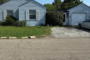 2654 Howey Rd, Columbus, OH 43211 - Photo 2