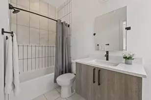 318 Cornelius St, Columbus, OH 43215 - Photo 38