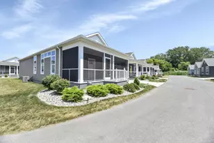 10850 E Bayshore Rd, Marblehead, OH 43440 - Photo 6