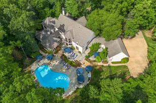 7637 Bridlespur Ln, Delaware, OH 43015 - Photo 2