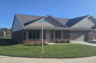 1220 Ashford Dr, Marysville, OH 43040 - Photo 2