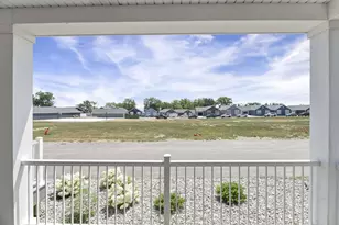 10850 E Bayshore Rd, Marblehead, OH 43440 - Photo 12