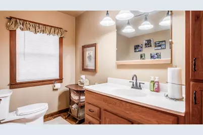 206 Freeman Memorial Drive, Hebron, OH 43025 - Photo 22