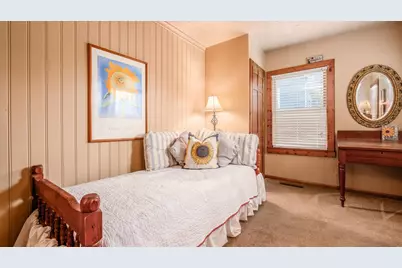 206 Freeman Memorial Drive, Hebron, OH 43025 - Photo 24