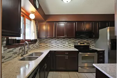 3392 Trail Lane Court, Columbus, OH 43231 - Photo 10
